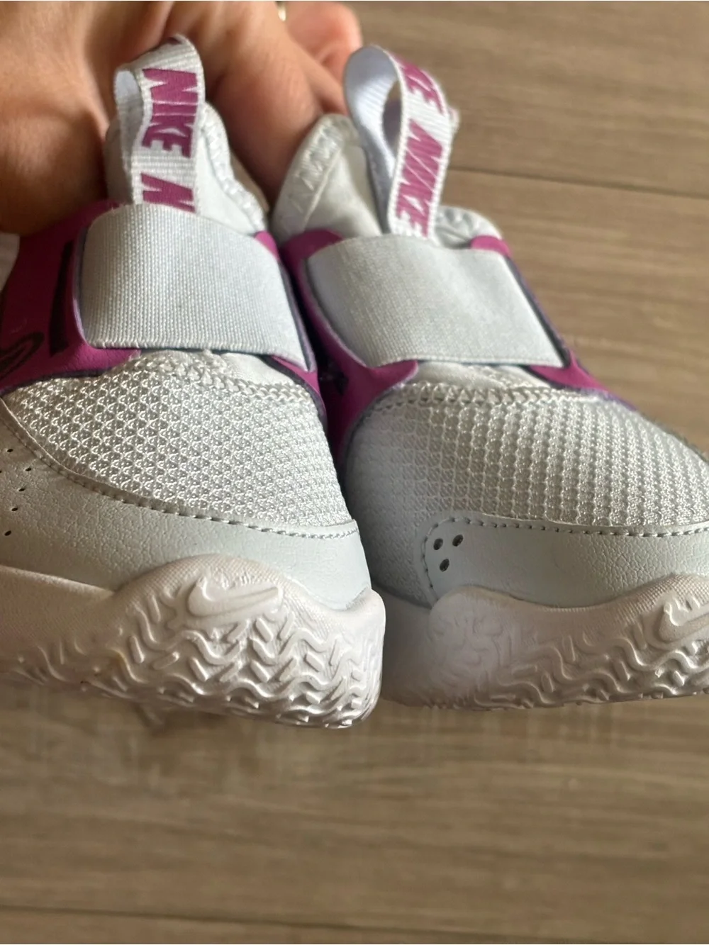 Nike Flex Runner Girl' White & Pink Slip-On Sneaker New